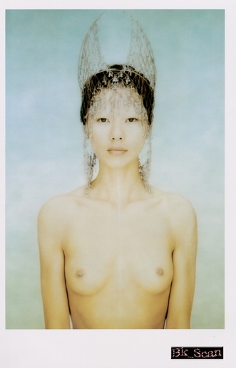 江角マキコの上裸おっぱいヌード画像