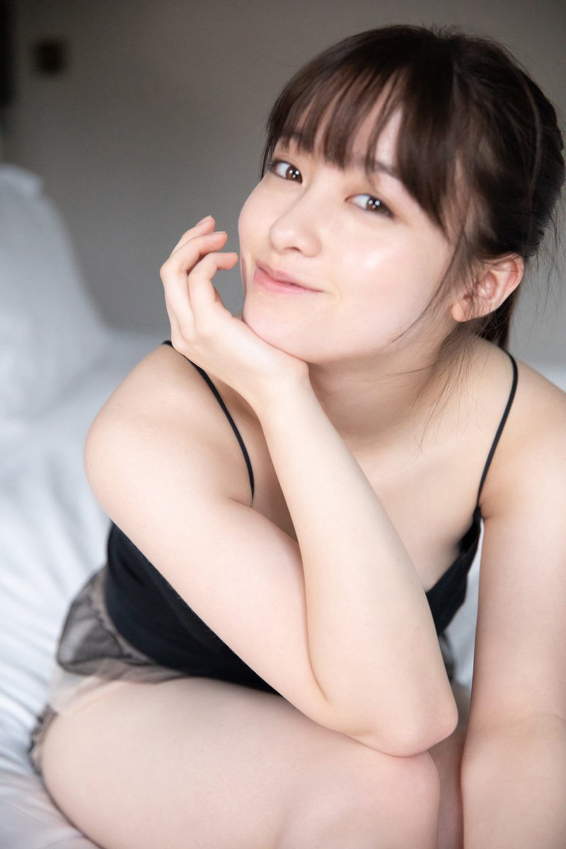 橋本 かんな おっぱい