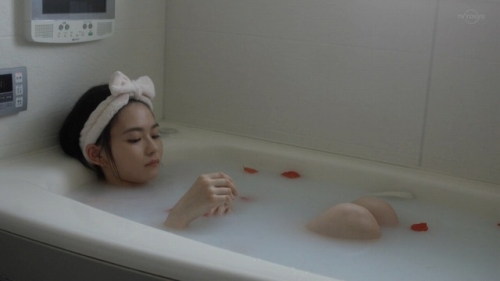 山田杏奈のドラマの入浴シーン等エロ画像021